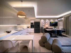 Elegant VIP Apartment - Athens Town